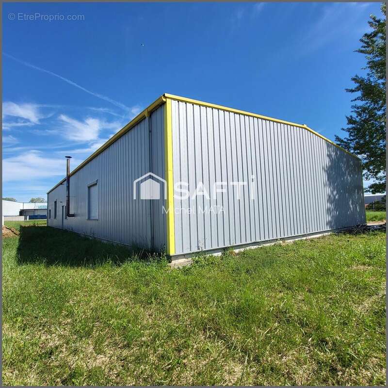 Photo 3 - Commerce à GAILLAC