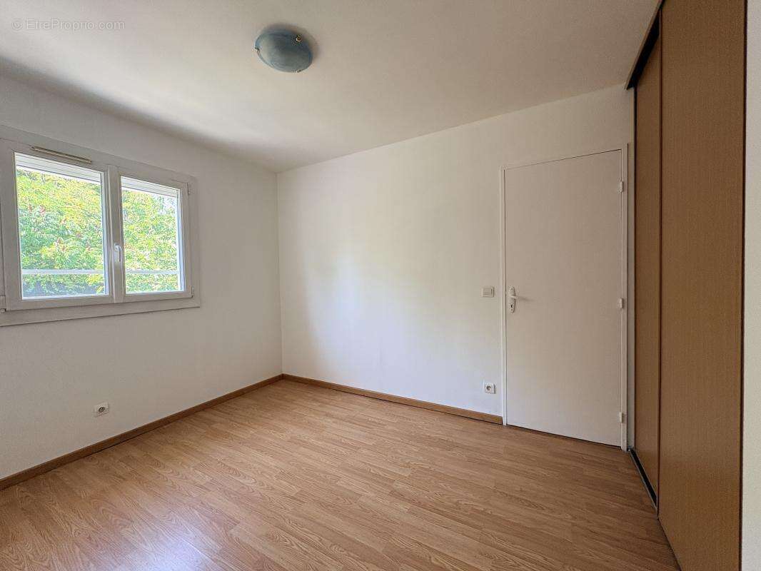 Maison 98 m² à Vaulx-Milieu  - photo 12