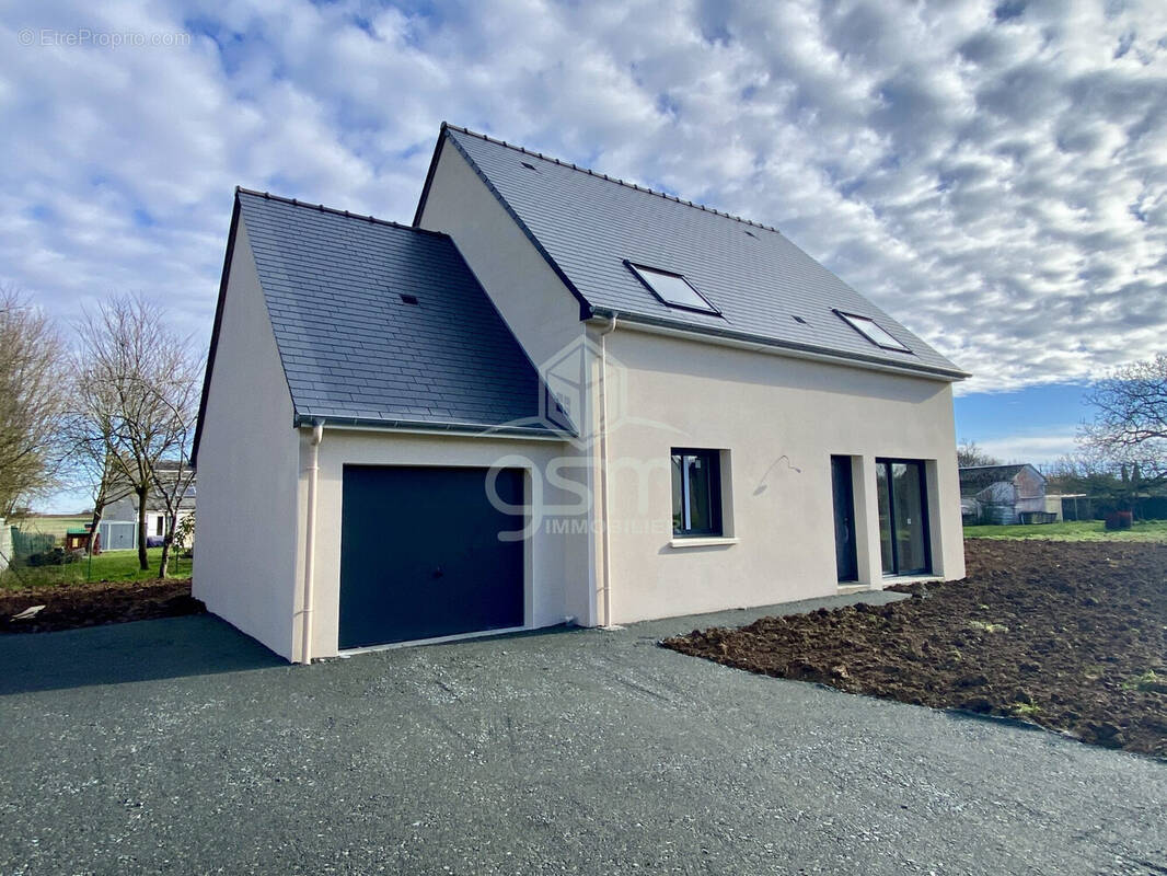 Maison à SAINT-BRANCHS