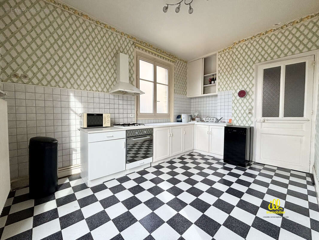 Appartement à CHARLEVILLE-MEZIERES