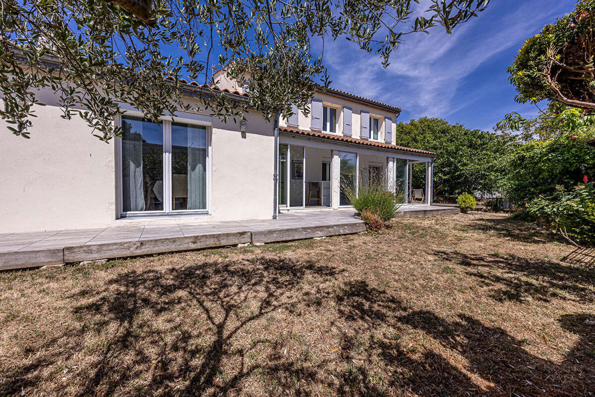 Maison familiale avec cachet, beau jardin, piscine - photo 14