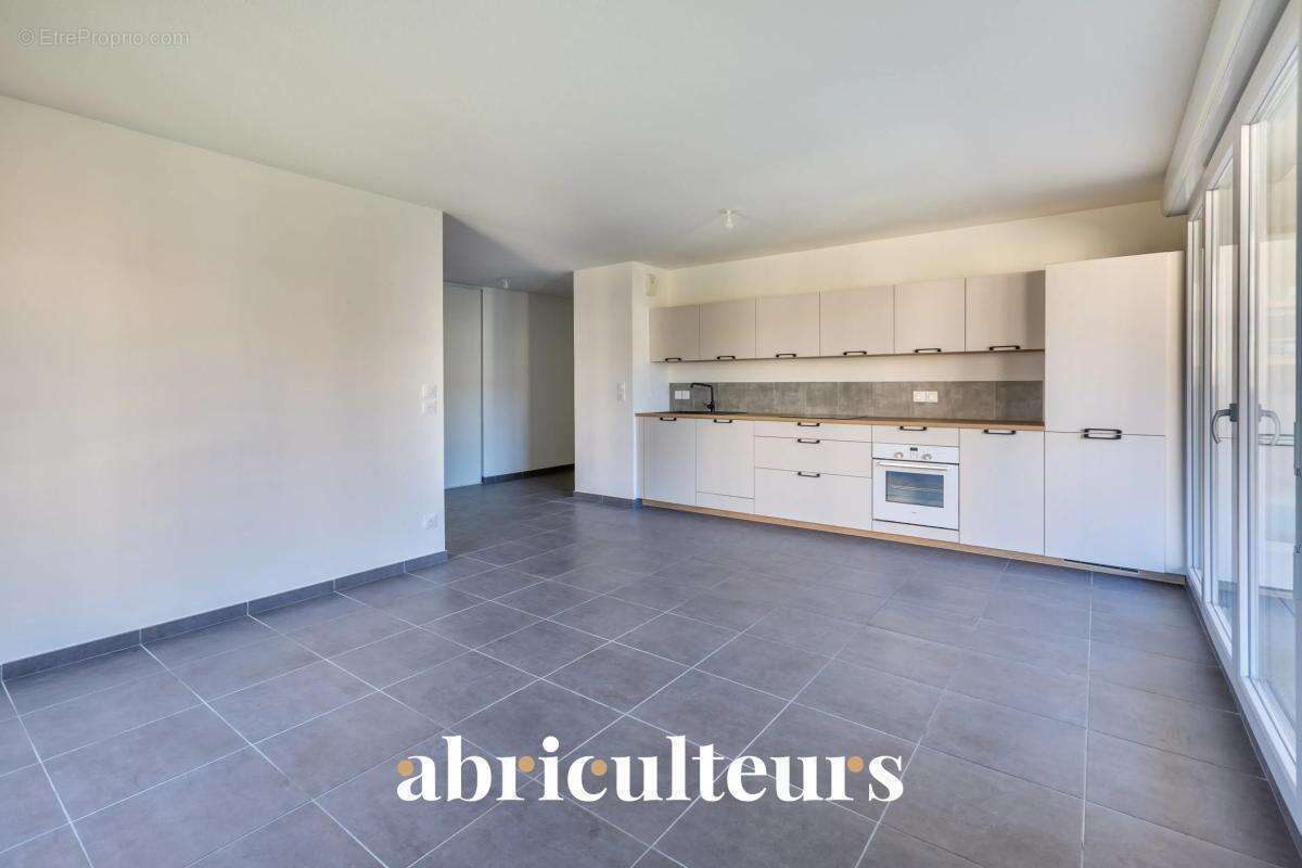 Superbe appartement 4 pièces de 85 m² avec grand balcon, box fermé et prestations modernes – Vénissieux Paul Bert - photo 5