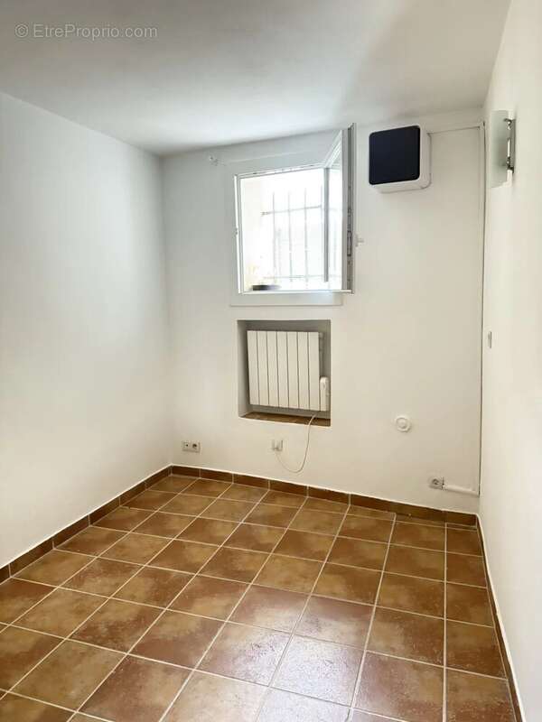 Appartement à SAINTE-ANASTASIE-SUR-ISSOLE
