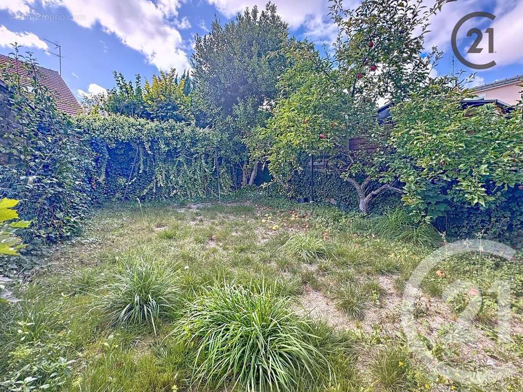 Maison à SAINT-ANDRE-LES-VERGERS