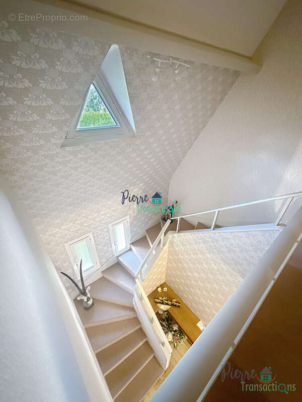 Maison à SAINT-ROMAIN-DE-COLBOSC