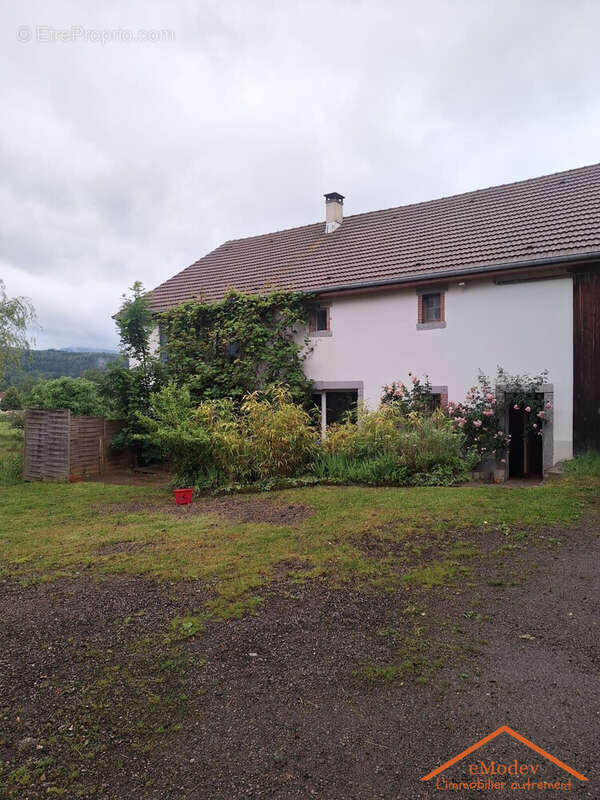 Maison à LE BONHOMME