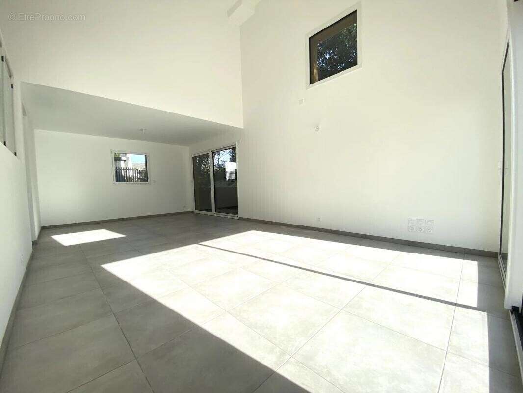 Maison à LARMOR-BADEN