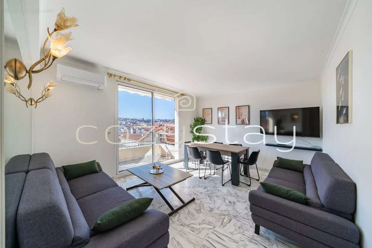 Appartement à CANNES