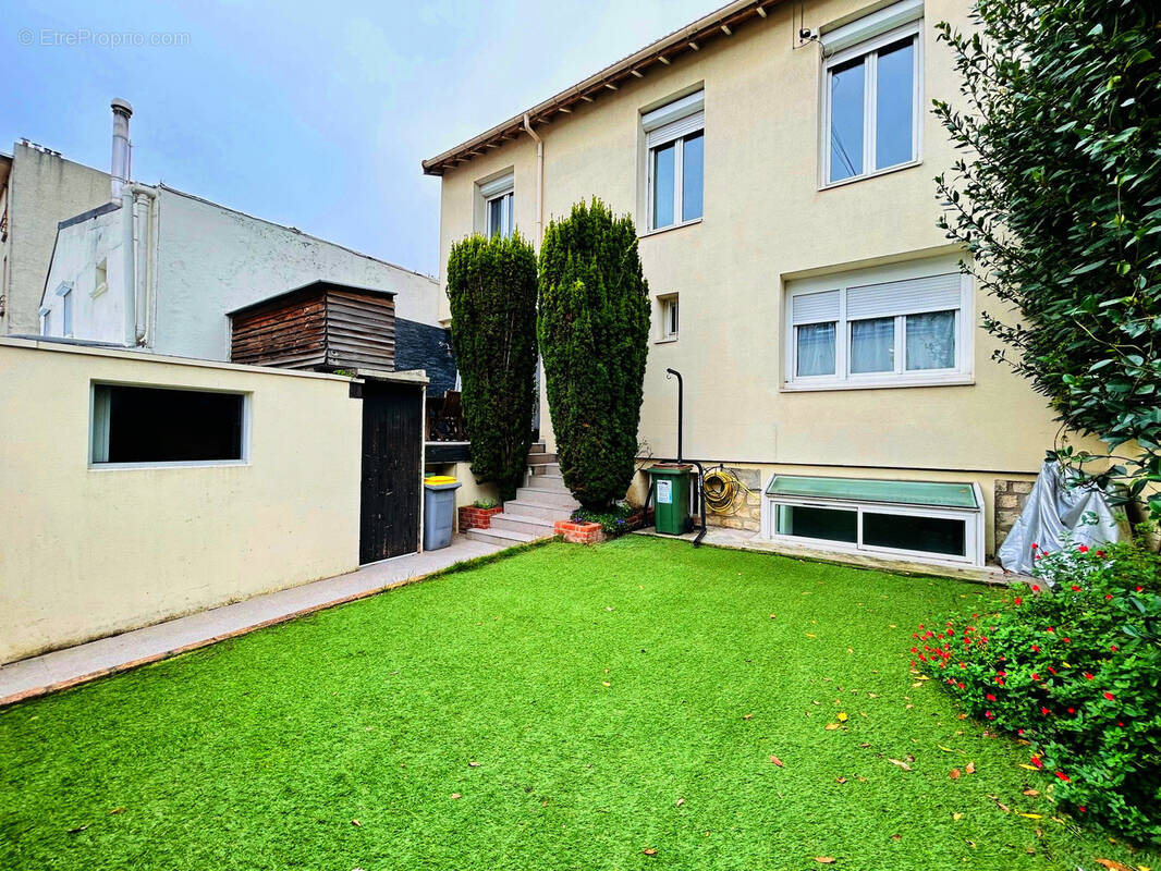 Maison à BAGNEUX