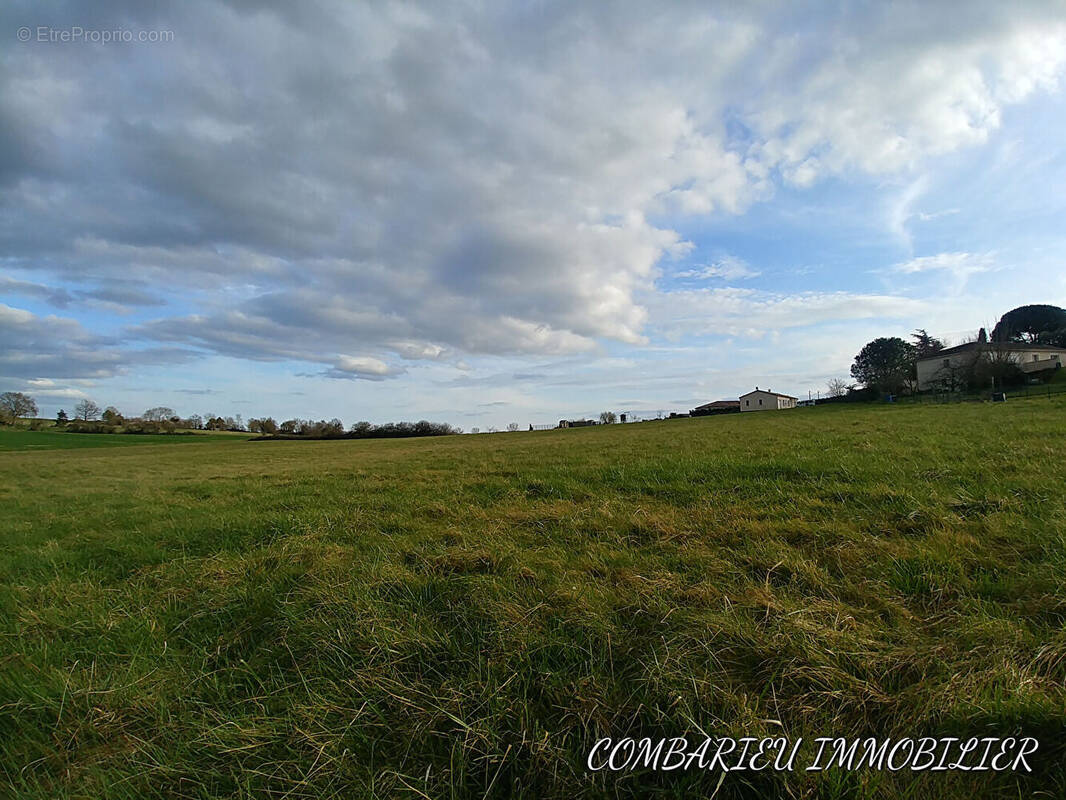 Terrain à CAUSSADE
