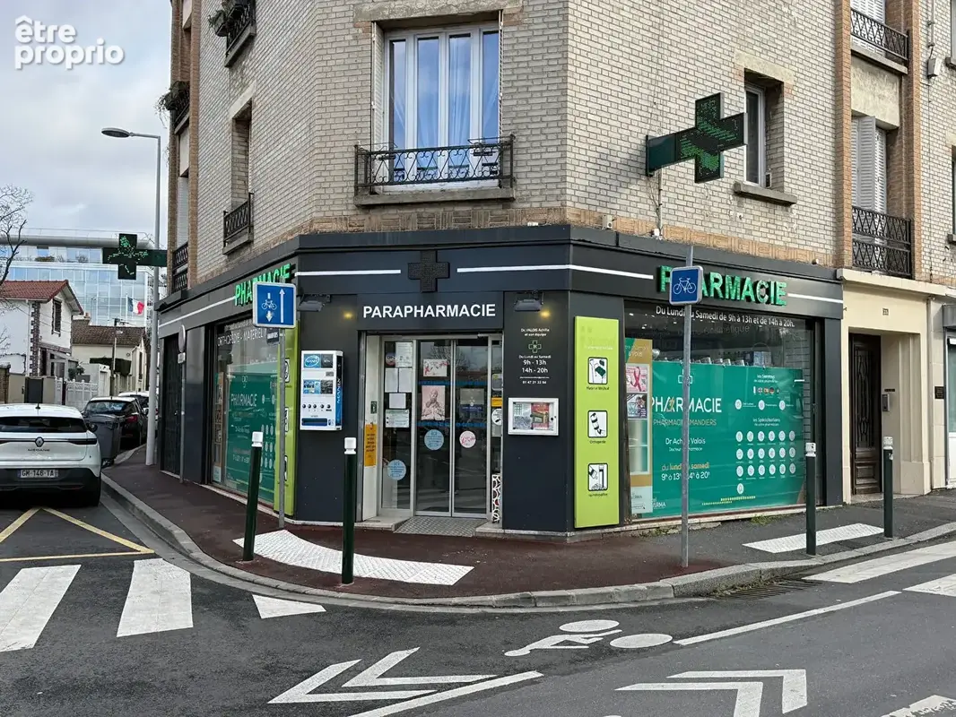 Local commercial - 64 m² - Rue Sadi Carnot - photo 2
