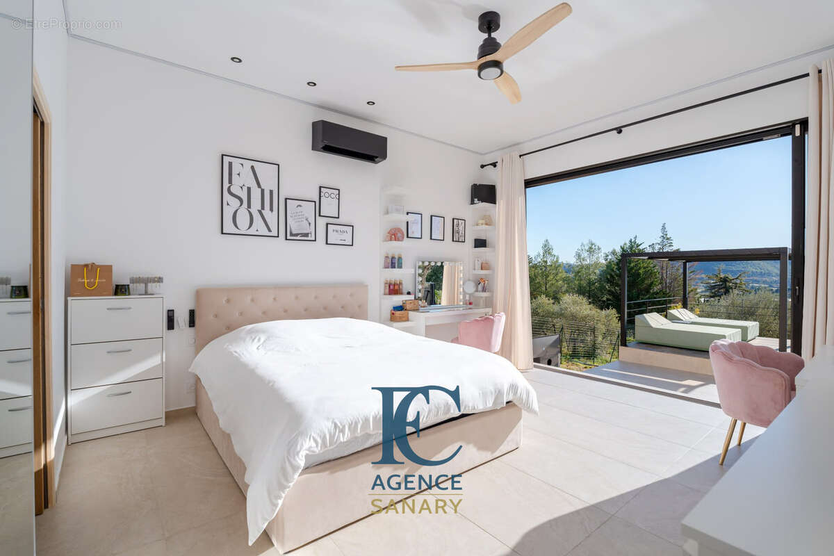 Maison à LA CADIERE-D&#039;AZUR