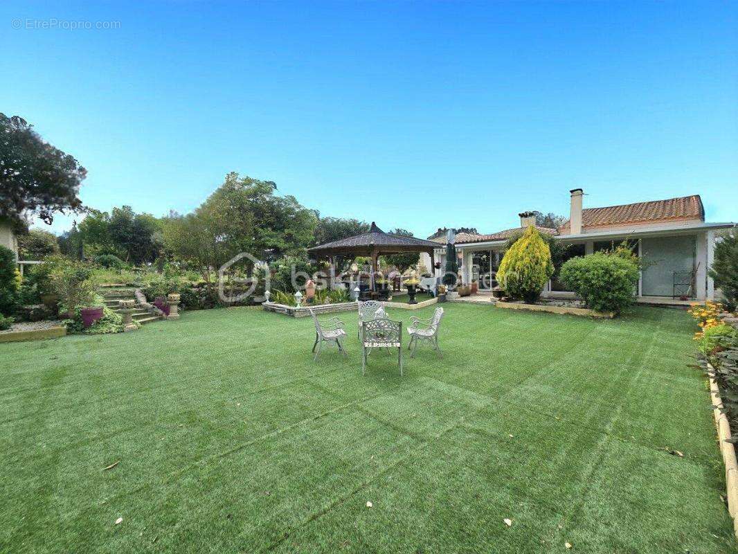 Maison à BALARUC-LE-VIEUX