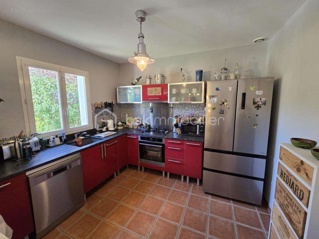 Maison 121 m² – 4 chambres – 2 sdb – piscine – garage – sans vis-à-vis – terrain 700 m² – dpe b - photo 8