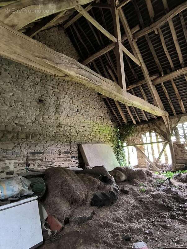 Maison à SAINT-BOMER-LES-FORGES