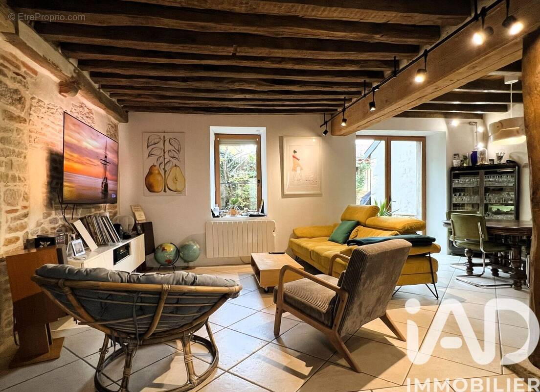 Photo 1 - Maison à COUCHEY