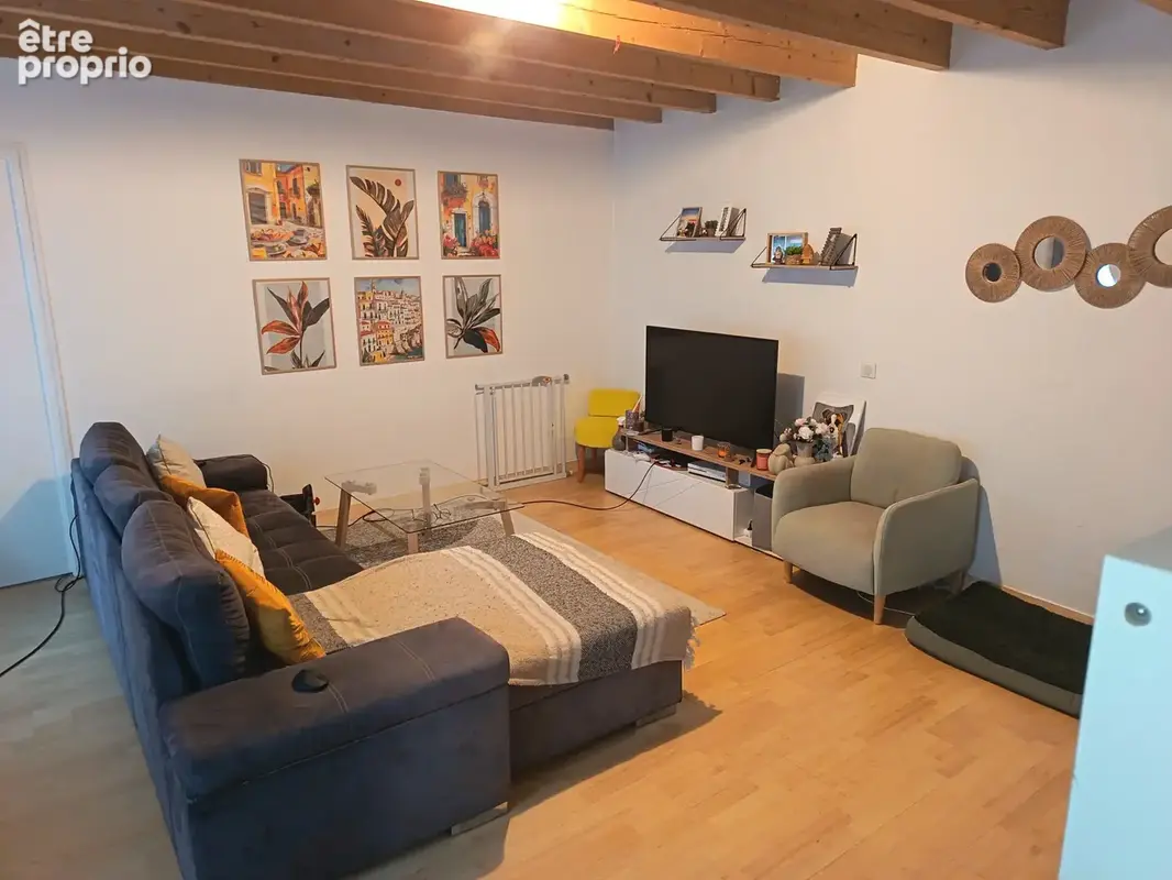 Maison de ville divisée en deux appartements - photo 2
