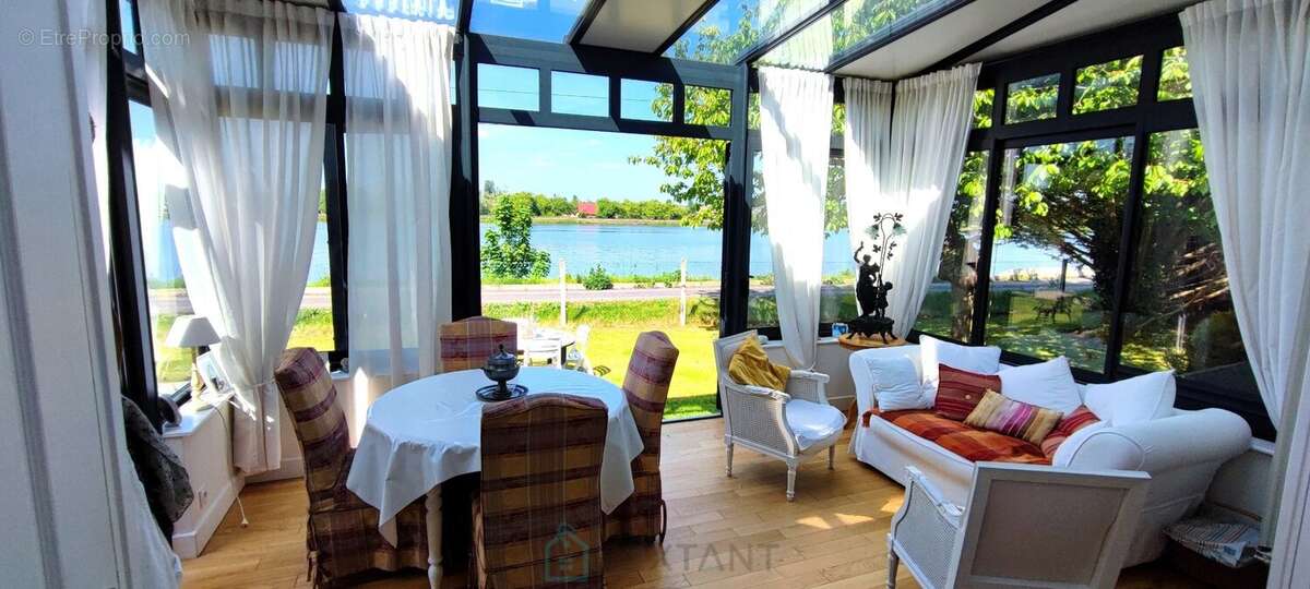 Maison à BOURG-ACHARD