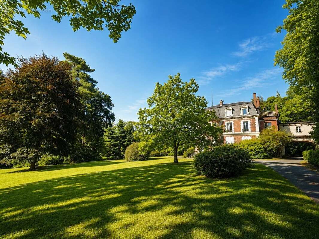  À VENDRE – Appartement Duplex de 103  m²  Château du Genêts à Gruchet-le-Valasse  - photo 19