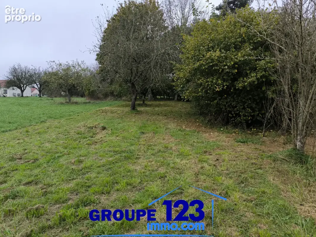 Terrain à Bâtir - photo 2