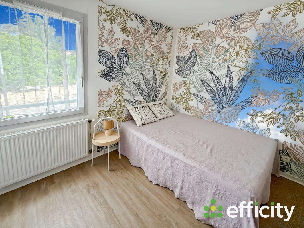 Appartement à VAUGNERAY