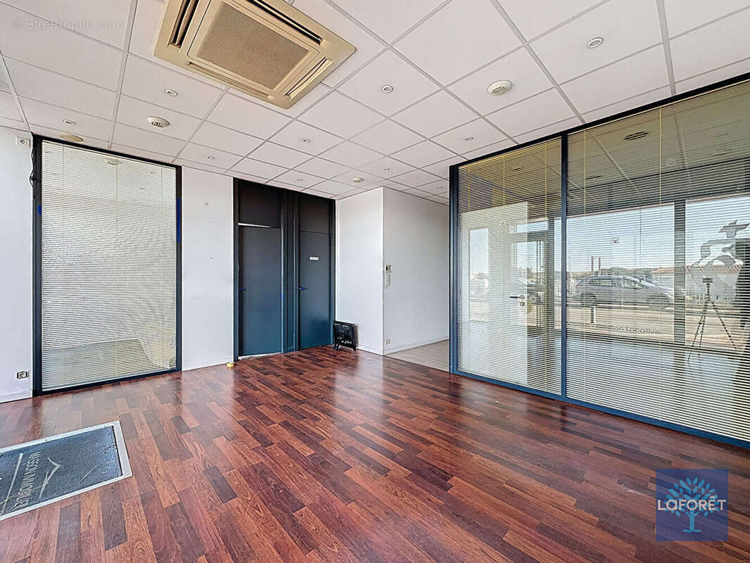 Commerce à SAINT-GILLES-CROIX-DE-VIE