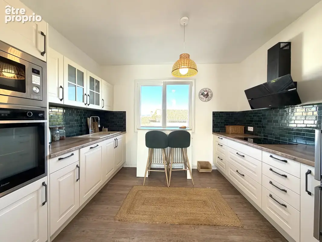 Appartement lumineux avec balcon sur le canal du Midi et deux places de stationnement - photo 11