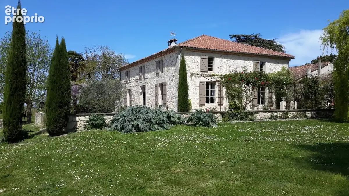 Photo Maison à Condom au prix de 1 170 000€