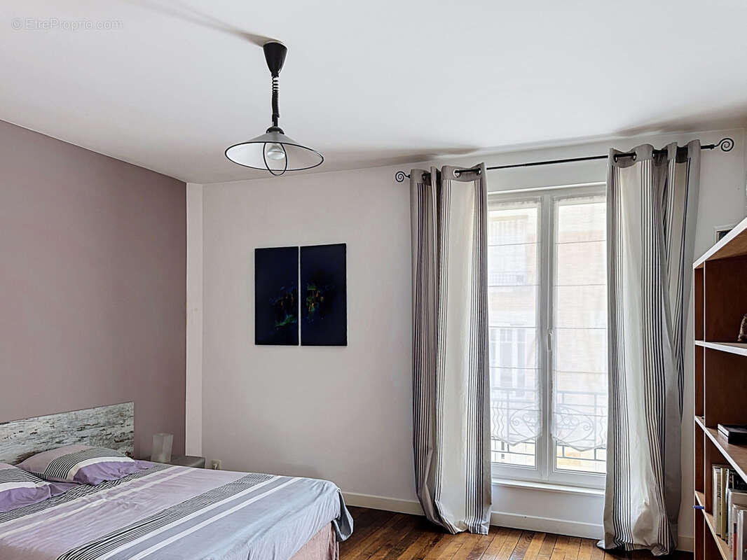 Maison à PARIS-17E