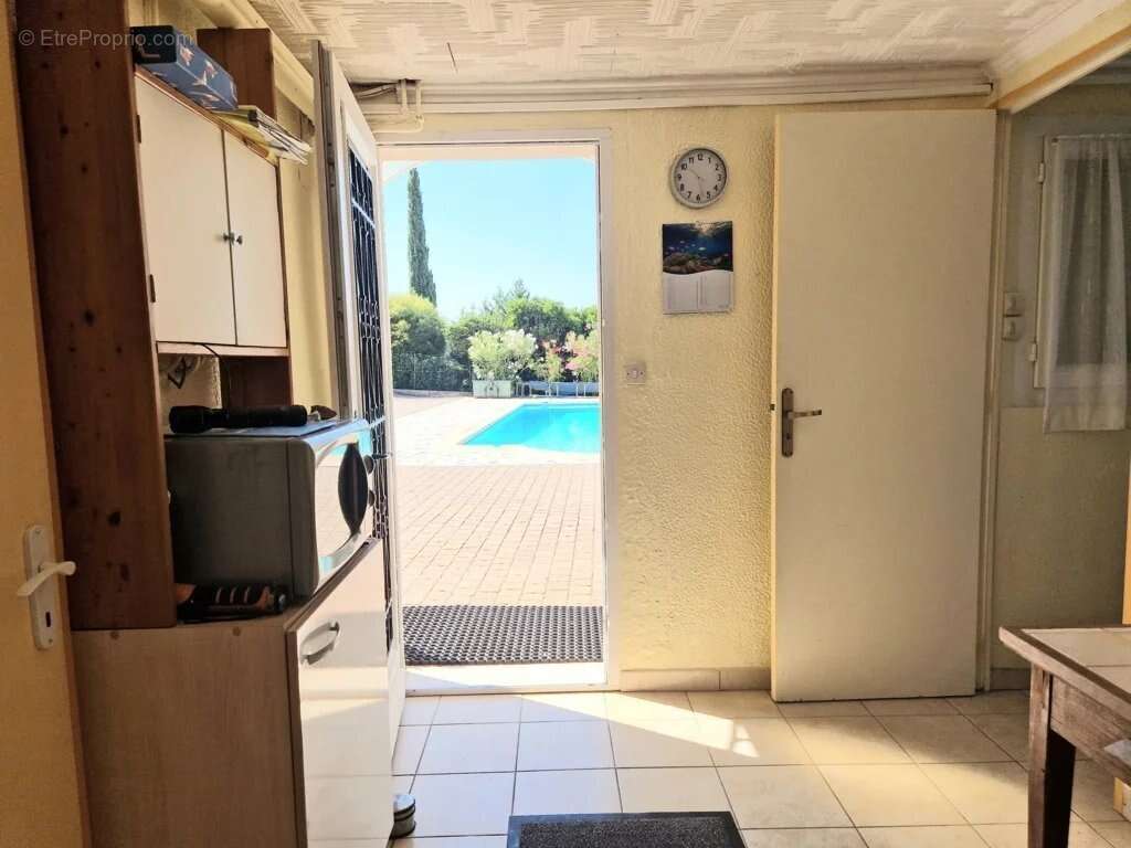 Exclusivité – villa de 164 m² avec vue mer et collines - photo 11