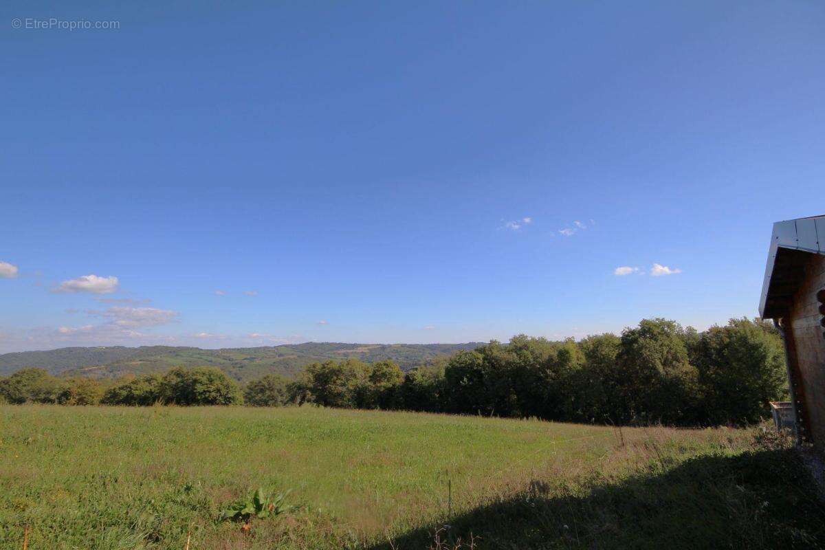 Maison à SAINT-ANDRE-DE-NAJAC