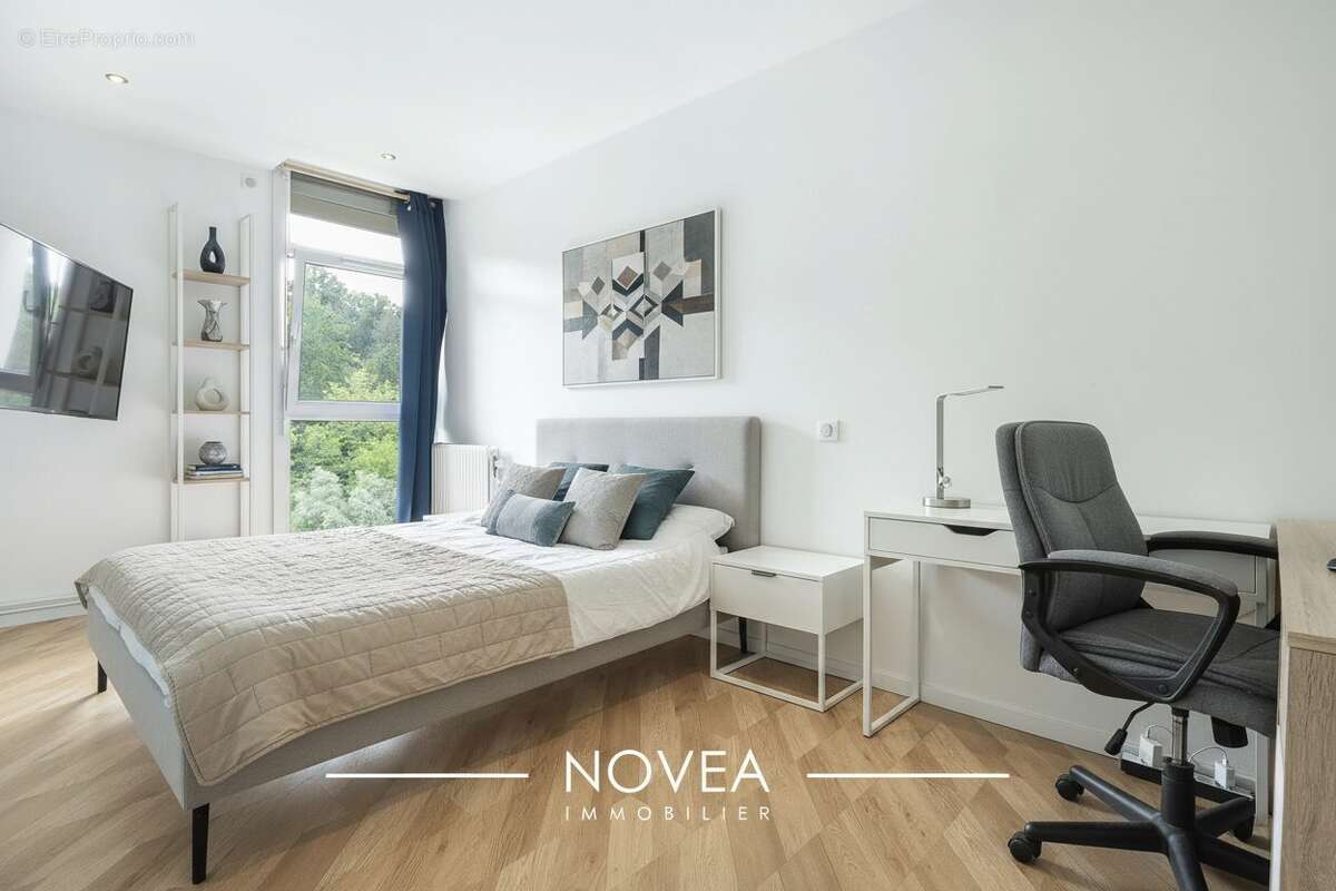 Appartement 80 m² à Oullins  - photo 7