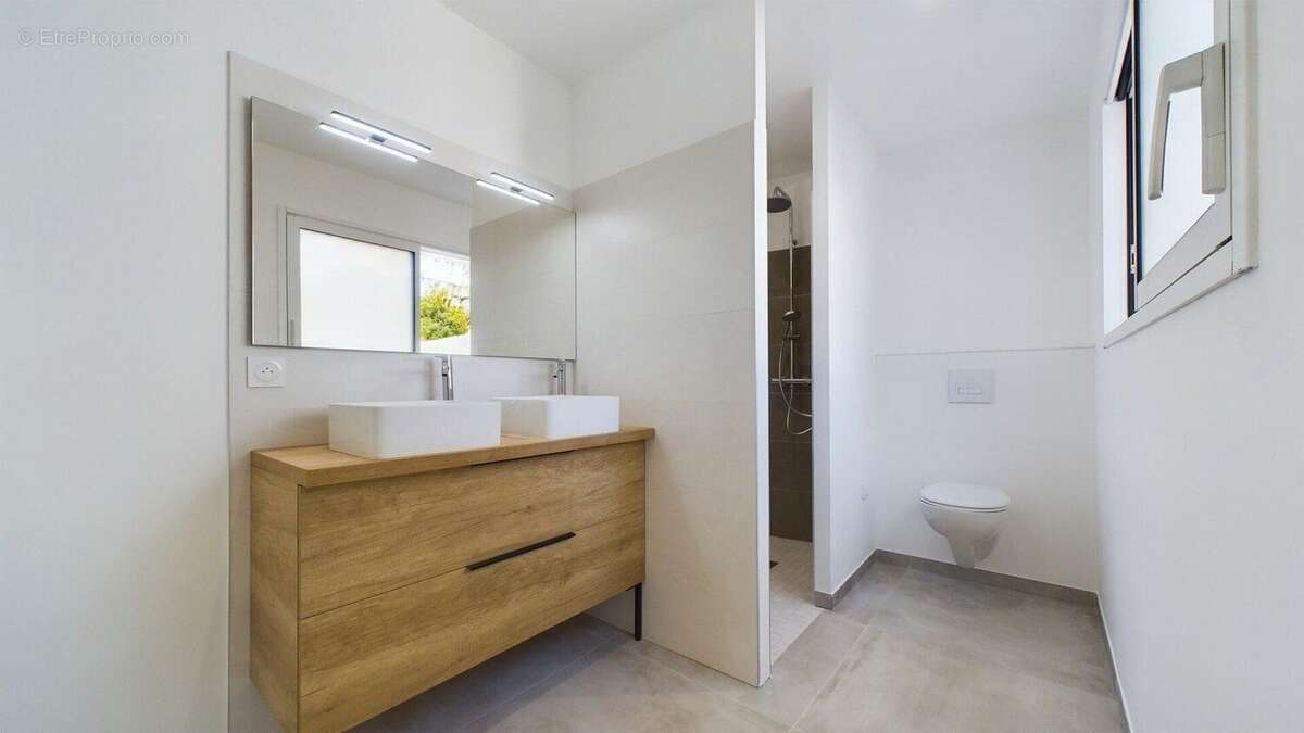 Photo 6 - Maison à LA JARRIE