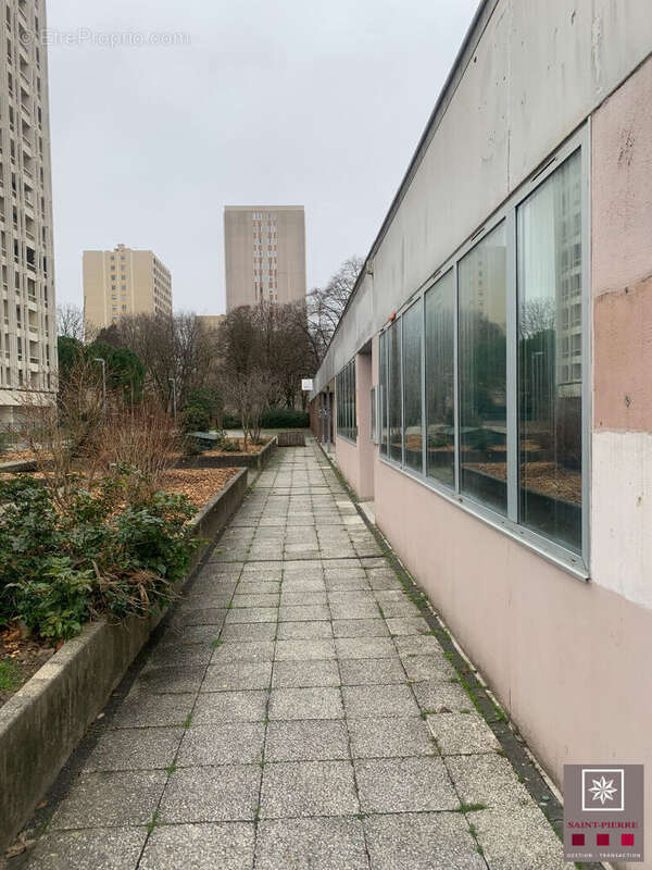 Commerce à VILLEURBANNE