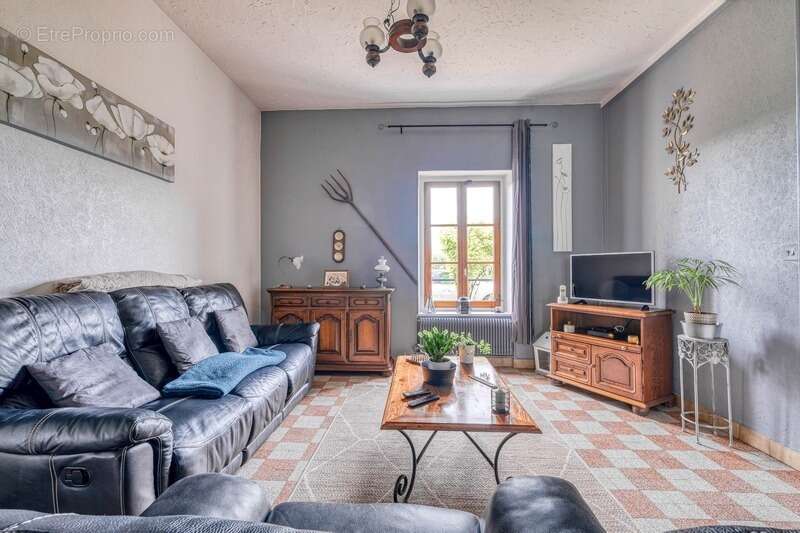 Maison à LIZY-SUR-OURCQ