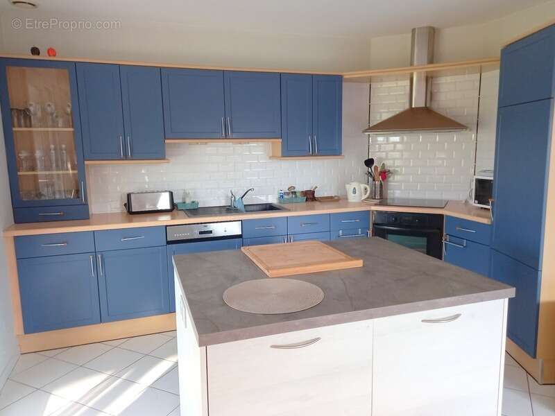 Maison à BONCHAMP-LES-LAVAL