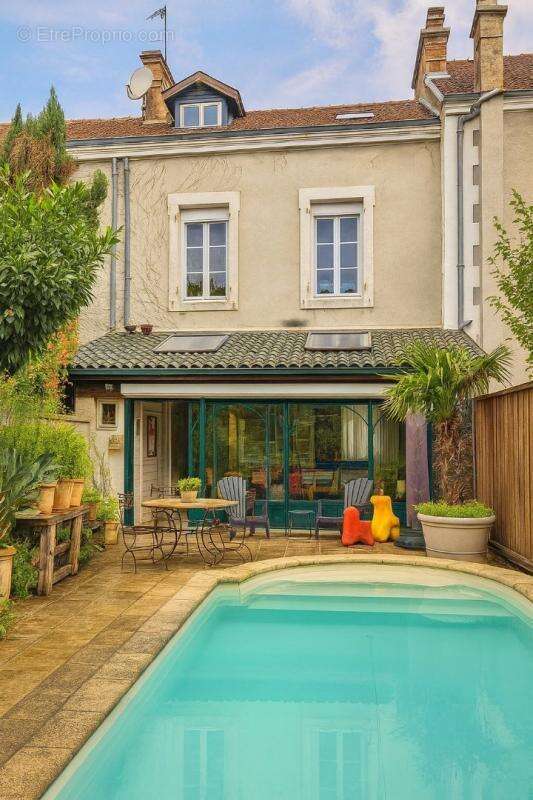 Maison à PERIGUEUX