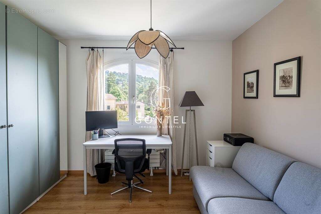 Maison à SAINT-DIDIER-AU-MONT-D'OR