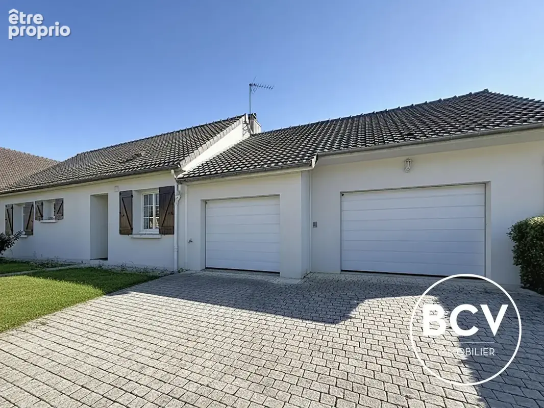 Maison à CHAMPHOL