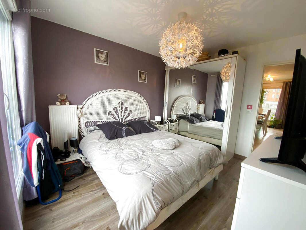 Attique de 111m2 avec extérieurs confortables - T5 - photo 9