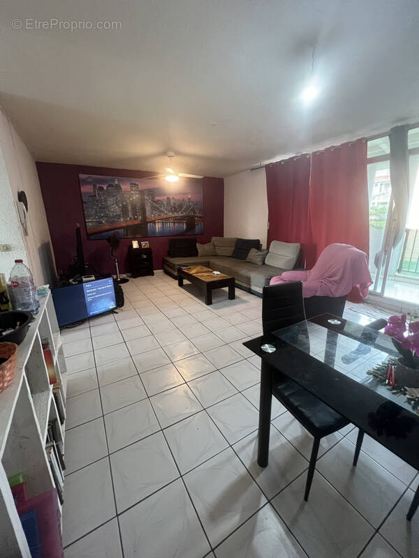 Appartement à BAIE-MAHAULT