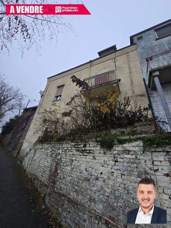 Maison à HIRSON