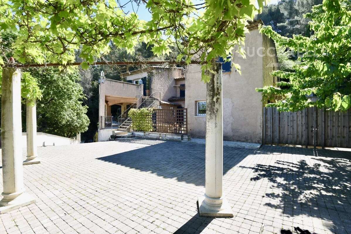 Maison à COLOMARS