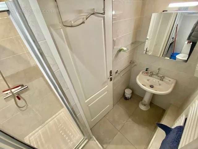 Appartement à ANNOT