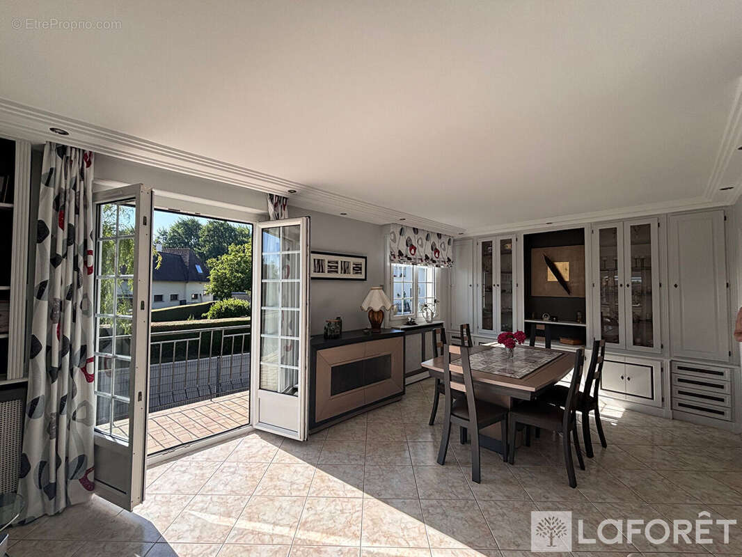 Maison à MERVILLE-FRANCEVILLE-PLAGE