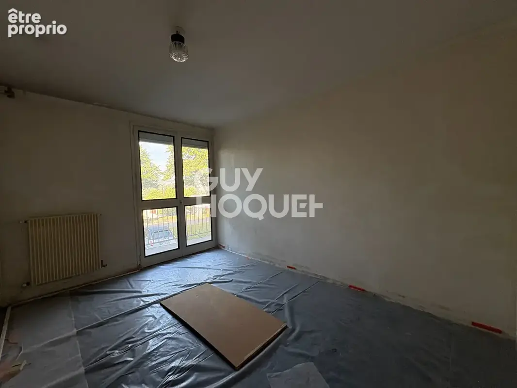 Spacieux T5 à rénover de 105,51 m² avec balcons et cave - photo 6