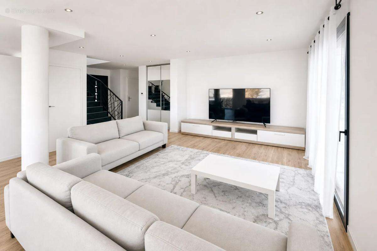 Maison moderne avec vue lac à Brison-Saint-Innocent - photo 2