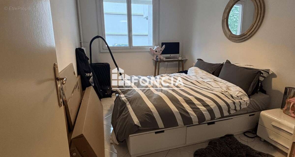 Appartement à DECINES-CHARPIEU