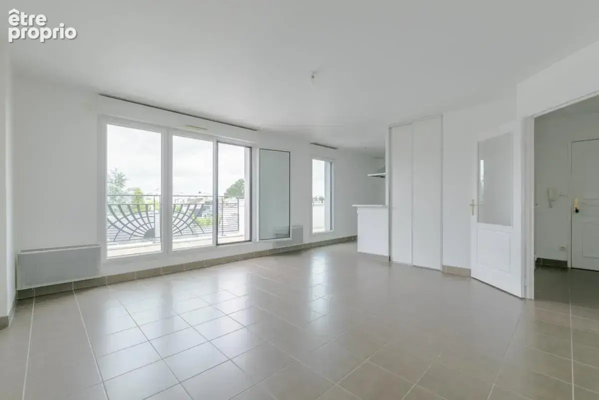 Appartement T3 avec balcon - photo 2