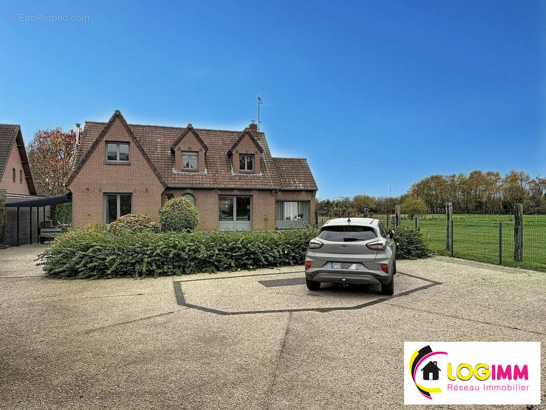 Maison à SAINT-AMAND-LES-EAUX